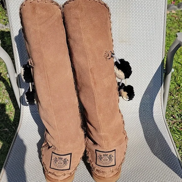 JUICY COUTURE SUEDE BOOTS - Picture 5 of 10